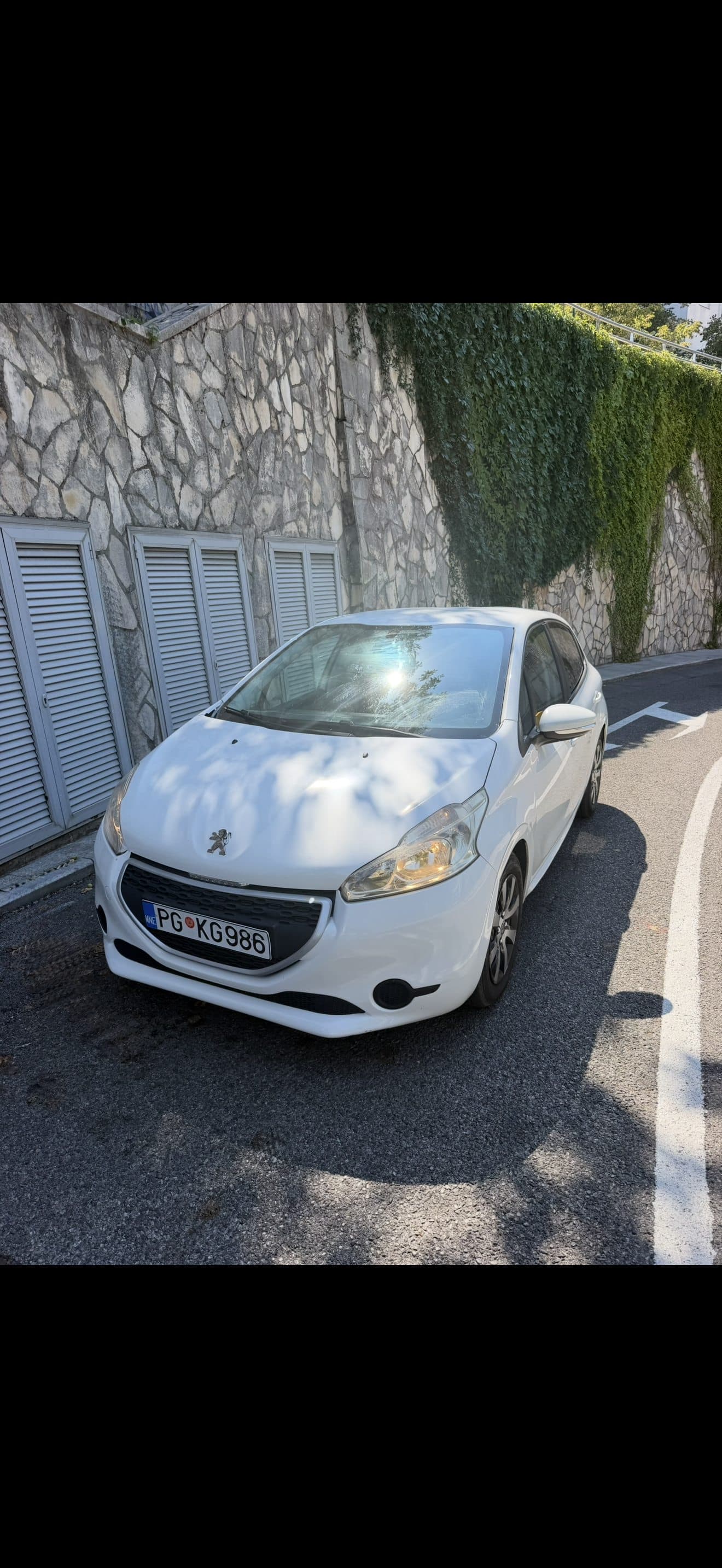 Peugeot 208 2012 - 1