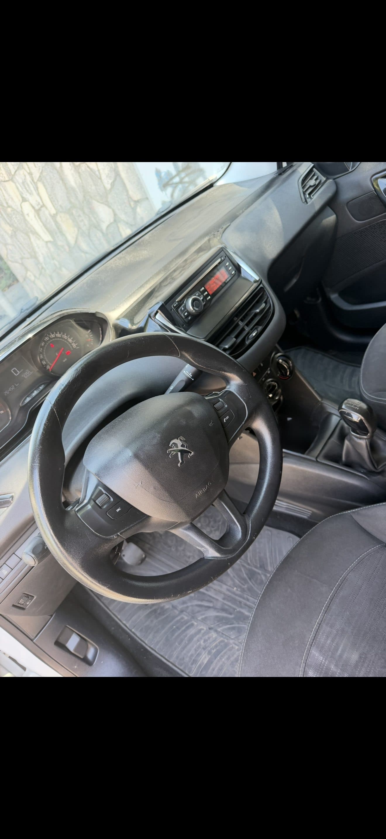 Peugeot 208 2012 - 3