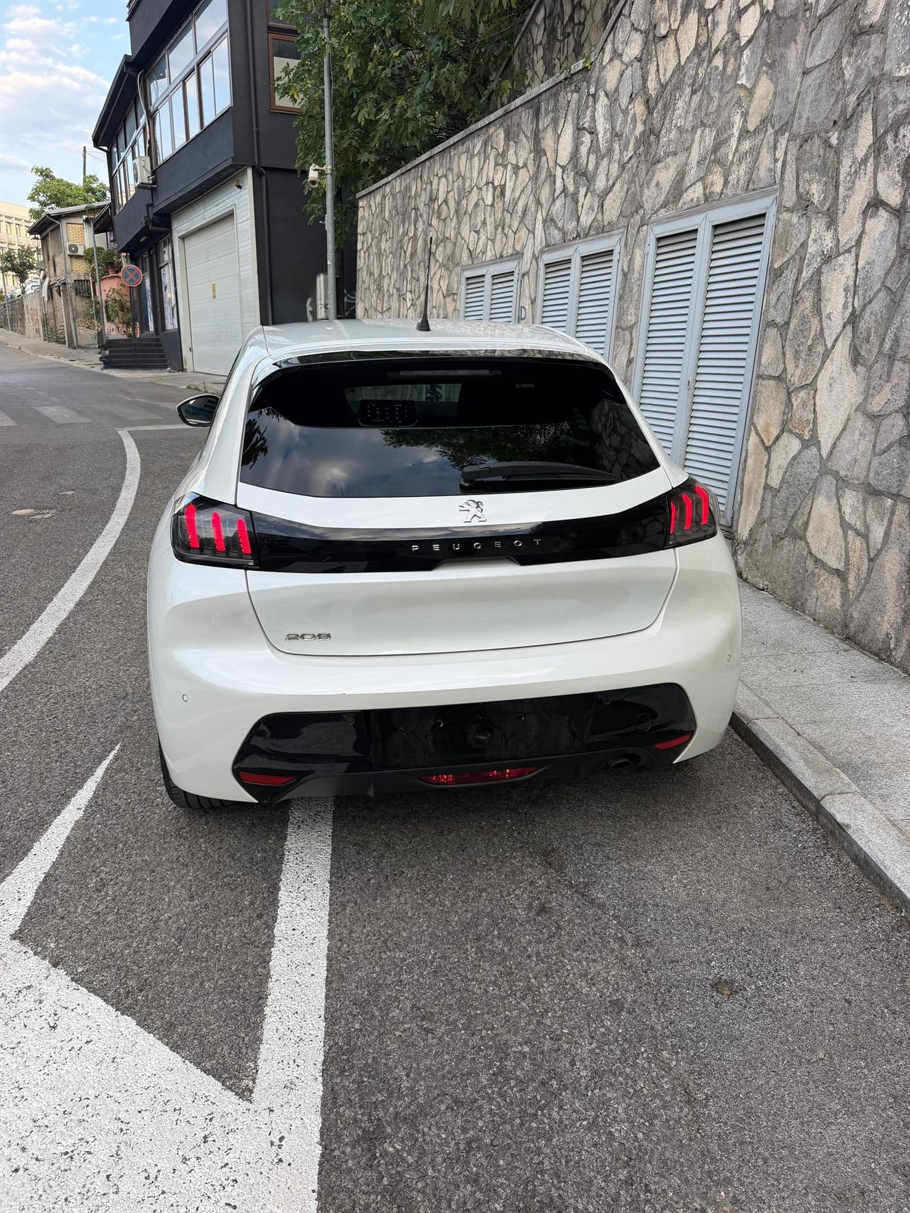 Peugeot 208 2020 - 4